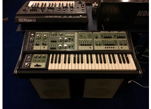 Roland SH-7 (38241)