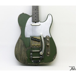 Palir Guitars Titan : titan heavy relic green Palir Guitars Titan : titan heavy relic green