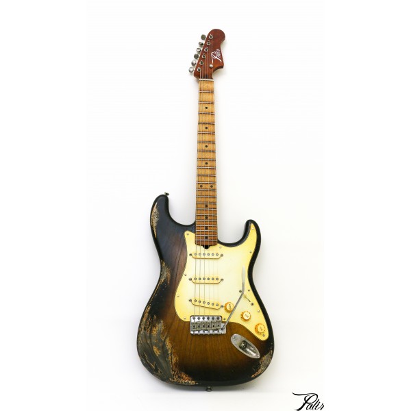 Palir Guitars Stinger : stinger sunburst (1)