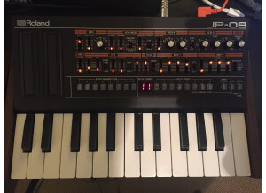 Roland JP-08 (39905)