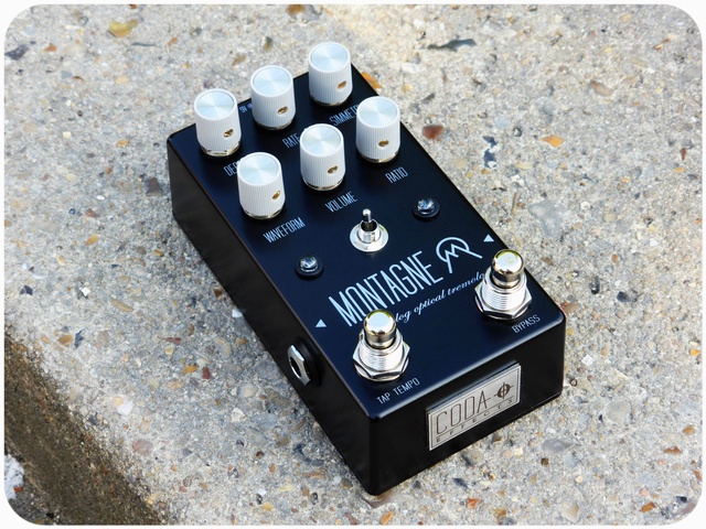 Coda Effects Montagne Tremolo : 29b6c81bff1362ce6214f72eeb8fec