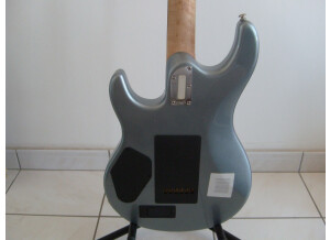 Music Man Luke (Vintage Tremolo) (43414)
