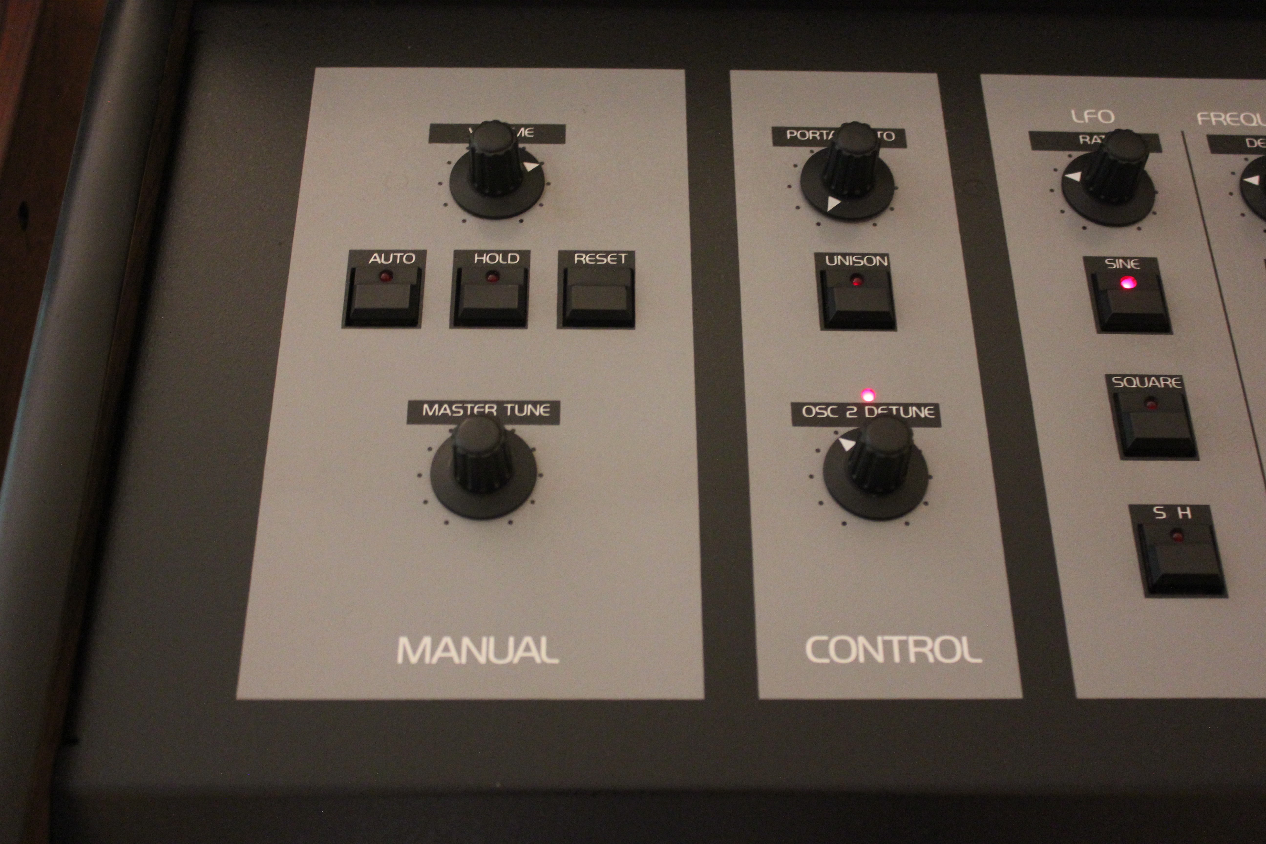 Oberheim OB-X : OBX 0tof 012.JPG