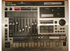 Roland MC-808 (43323)