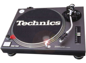 Technics SL-1210 MK2 (52775)