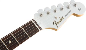 Fender Special Edition White Opal Stratocaster : xxld 122879 0140201534 gtr hdstckfrt 001 nr Fender Special Edition White Opal Stratocaster : xxld 122879 0140201534 gtr hdstckfrt 001 nr
