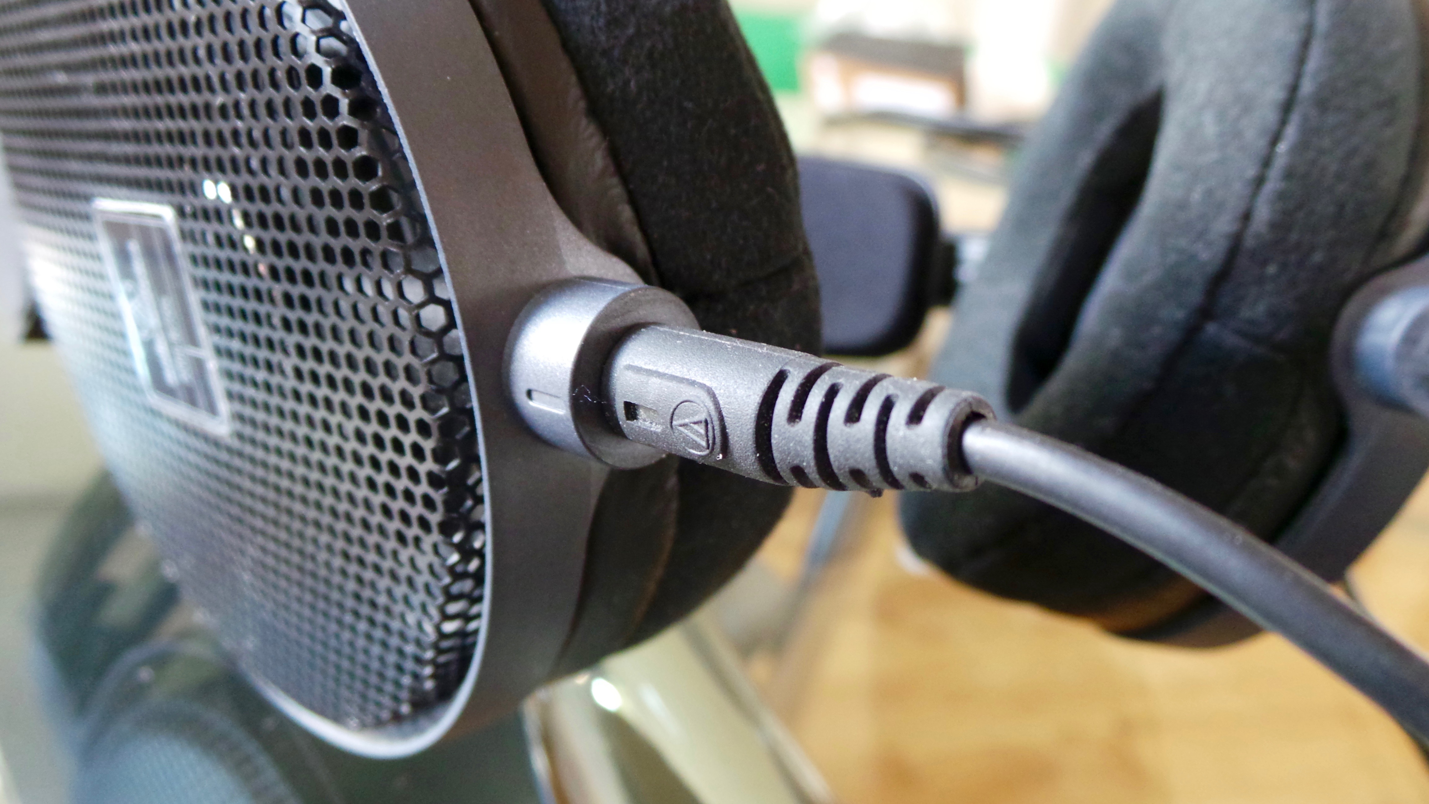 Audio-Technica ATH-R70x : ATH R70x 4