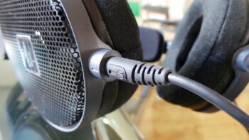 Audio-Technica ATH-R70x : ATH R70x 4 Audio-Technica ATH-R70x : ATH R70x 4