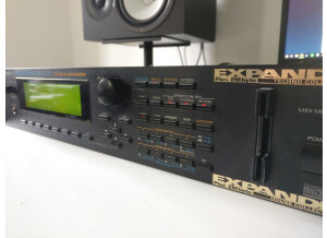Roland JV-2080 (37338)