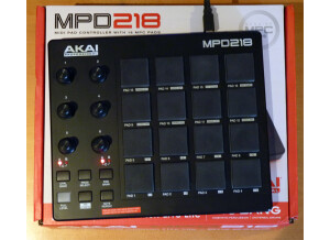 Akai MPD218 (66772)