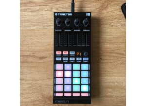 Native Instruments Traktor Kontrol F1 (52458)