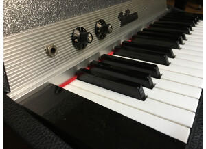 Rhodes PianoBass (40011)