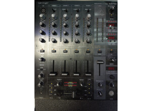 Behringer DJX750 (32589)