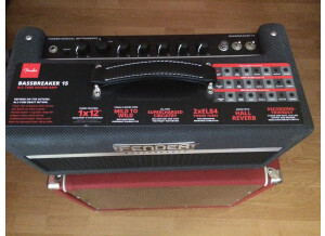 Fender Bassbreaker 15 Head (8330)