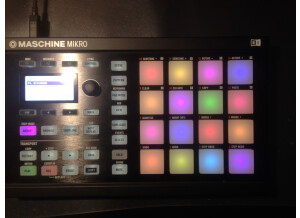 Native Instruments Maschine Mikro MKII (12812)