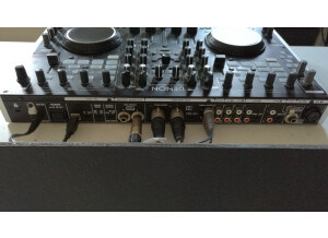 Denon DJ DN-MC6000 (53175)