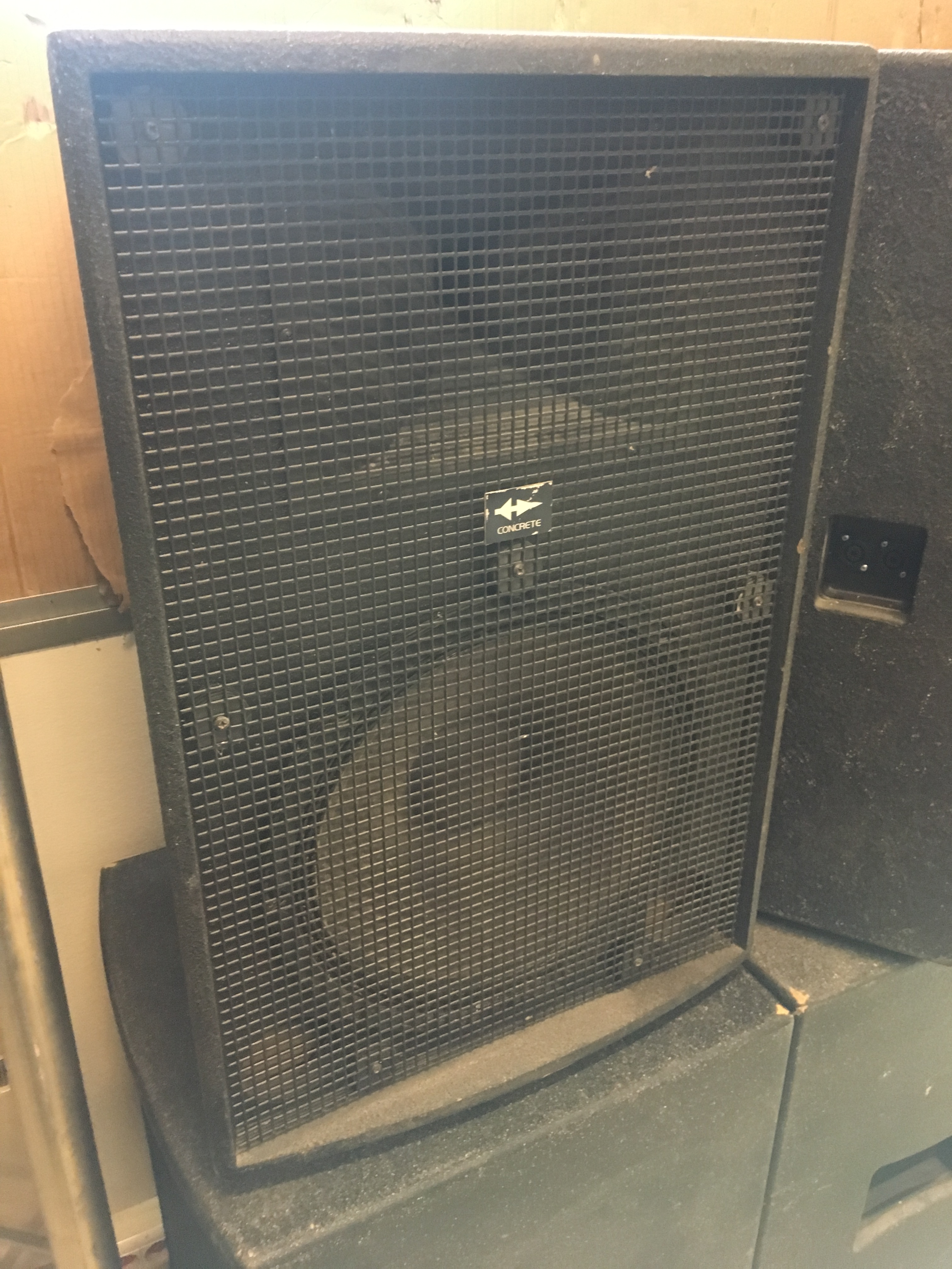 Sonorisation Concrete Audio 2 Sat + 2 SUB 