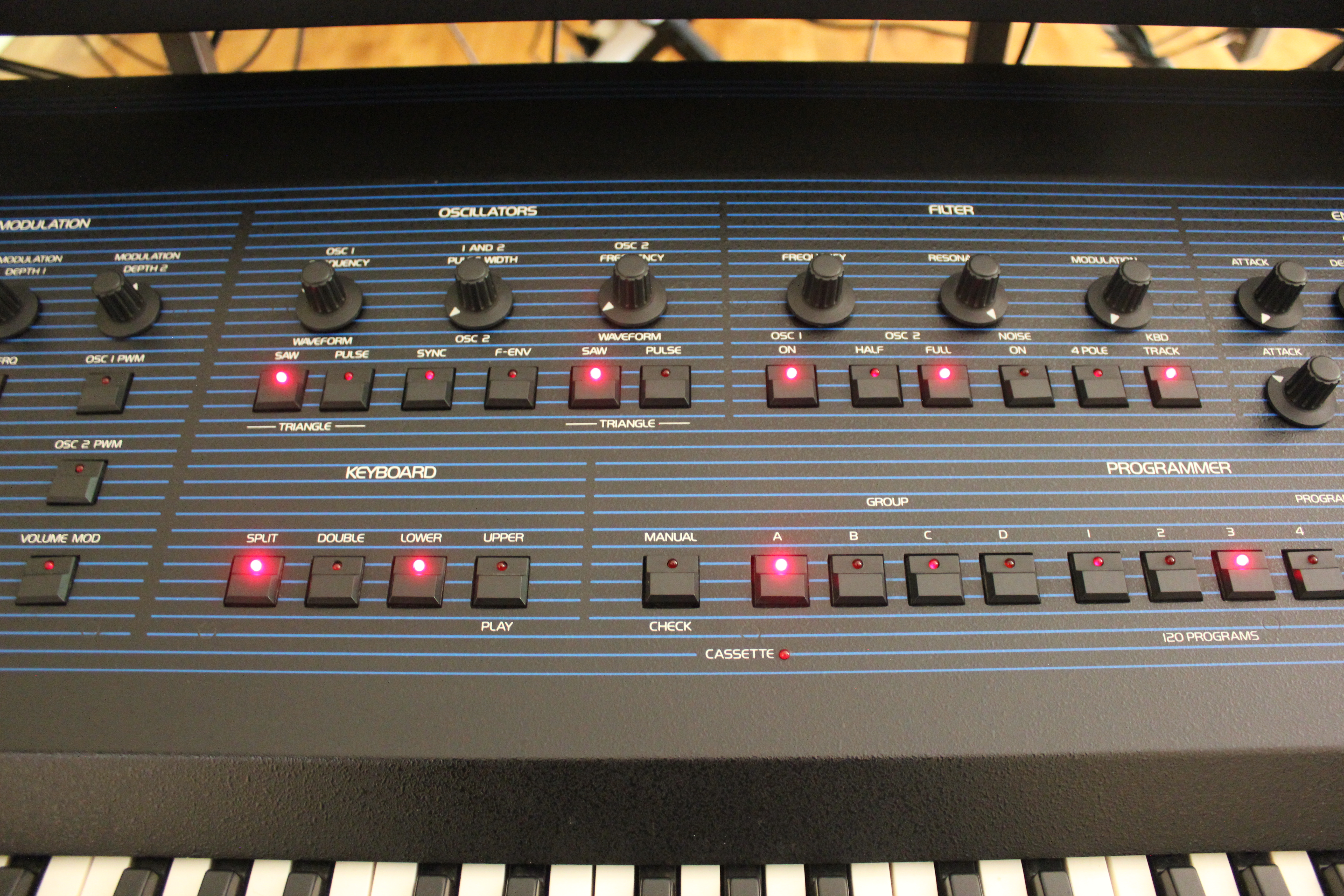 Oberheim OB-8 : OB 8 07.JPG