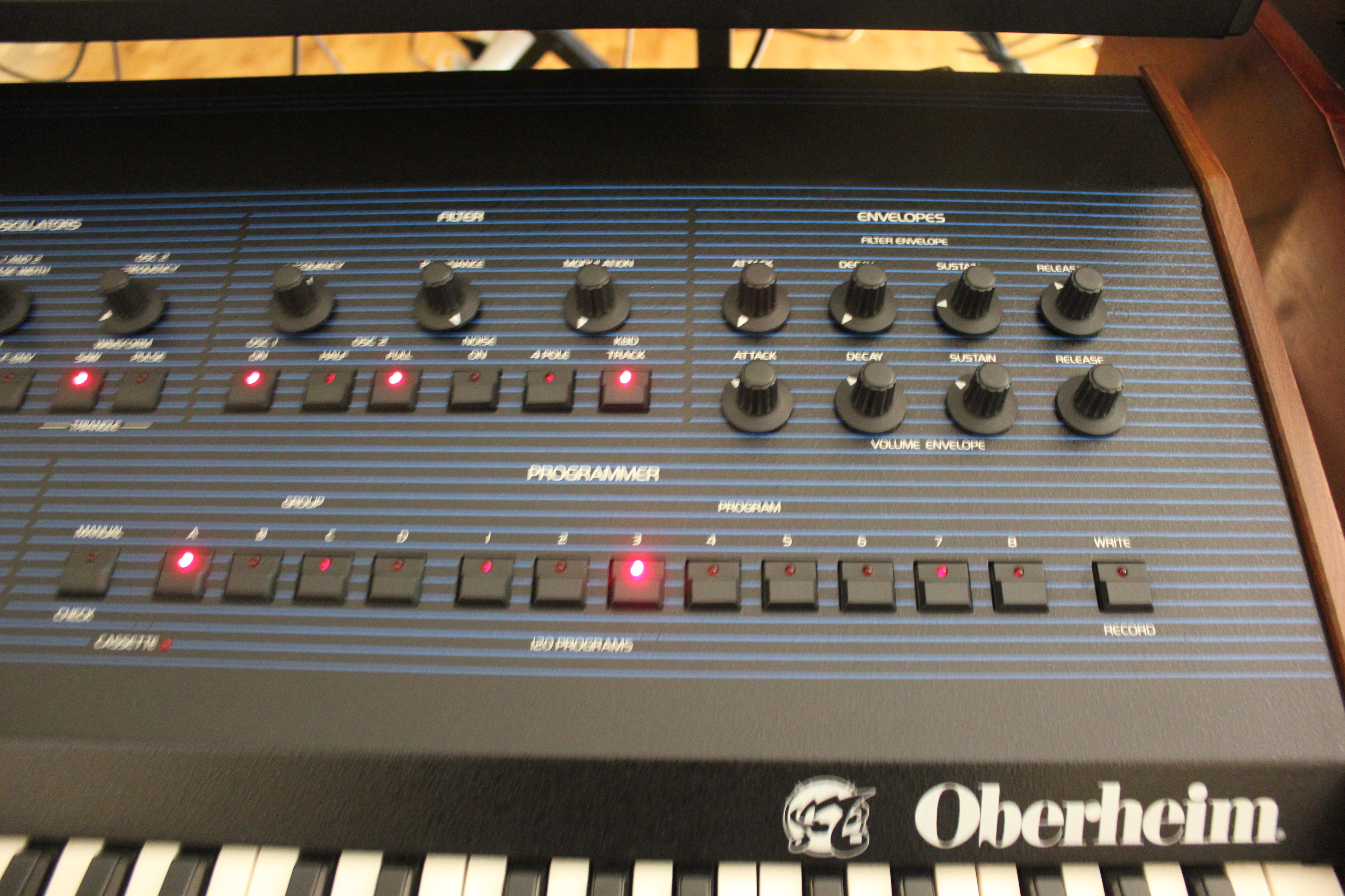 Oberheim OB-8 : OB 8 08.JPG