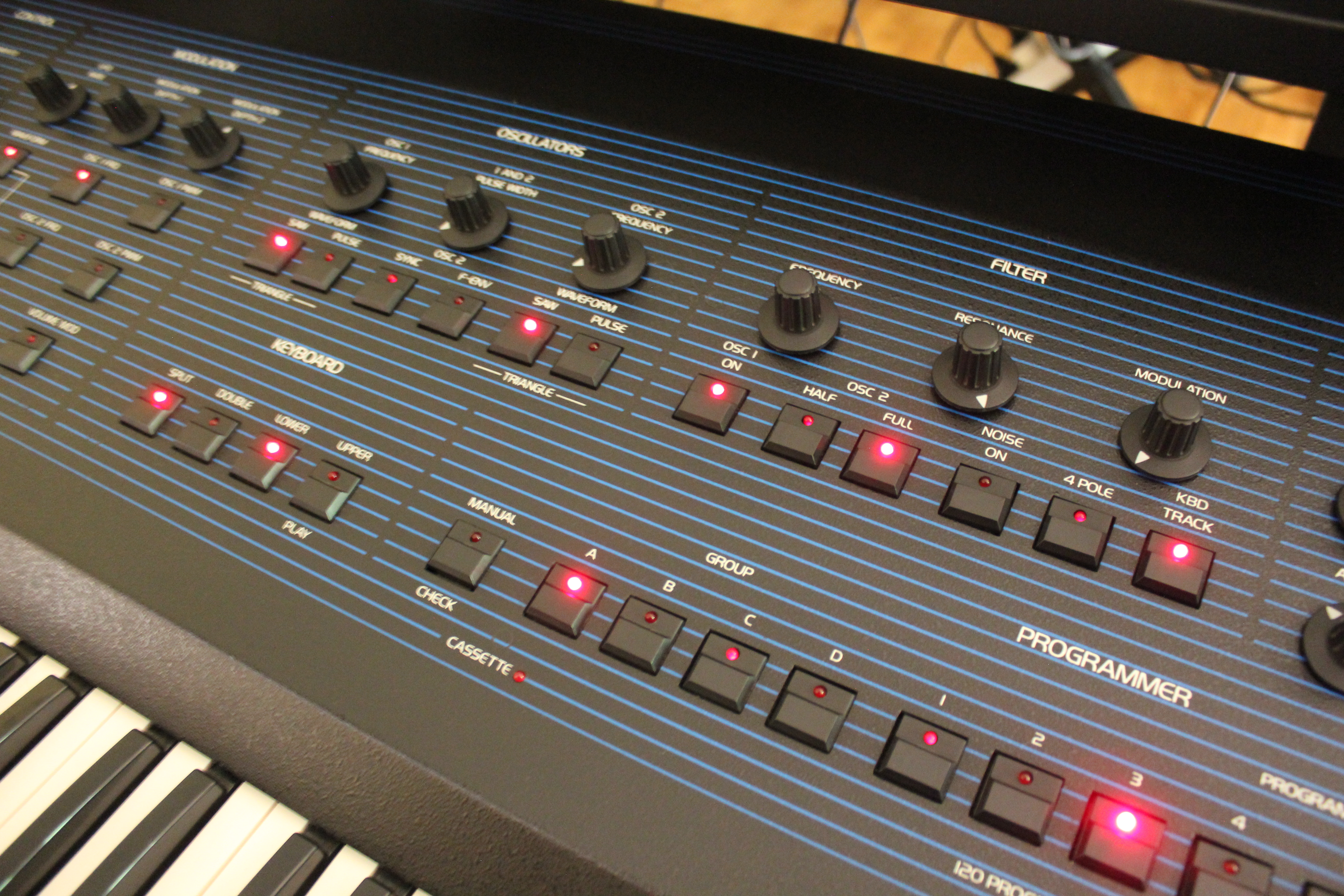 Oberheim OB-8 : OB 8 11.JPG