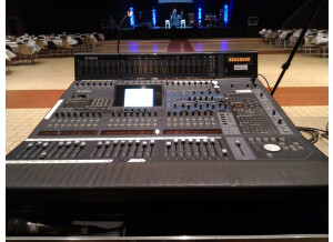 Console yamaha dm