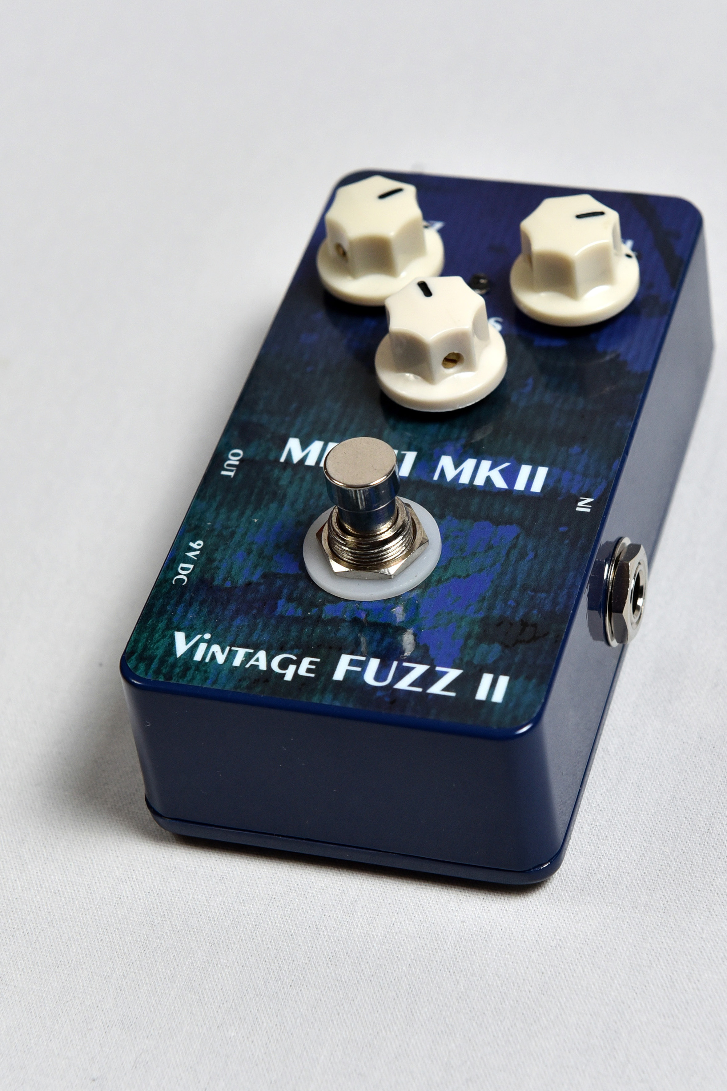 Doc Music Station Vintage Fuzz 2 MP41 MK2 : pedales vintage fuzz 2 cables (12).JPG