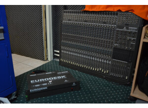 Behringer Eurodesk MX8000 (71058)