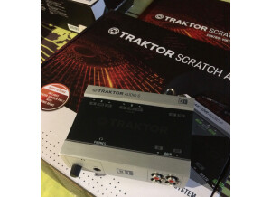 Native Instruments Traktor Audio 6 (23020)