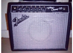 Fender Vibro Champ XD (45931)