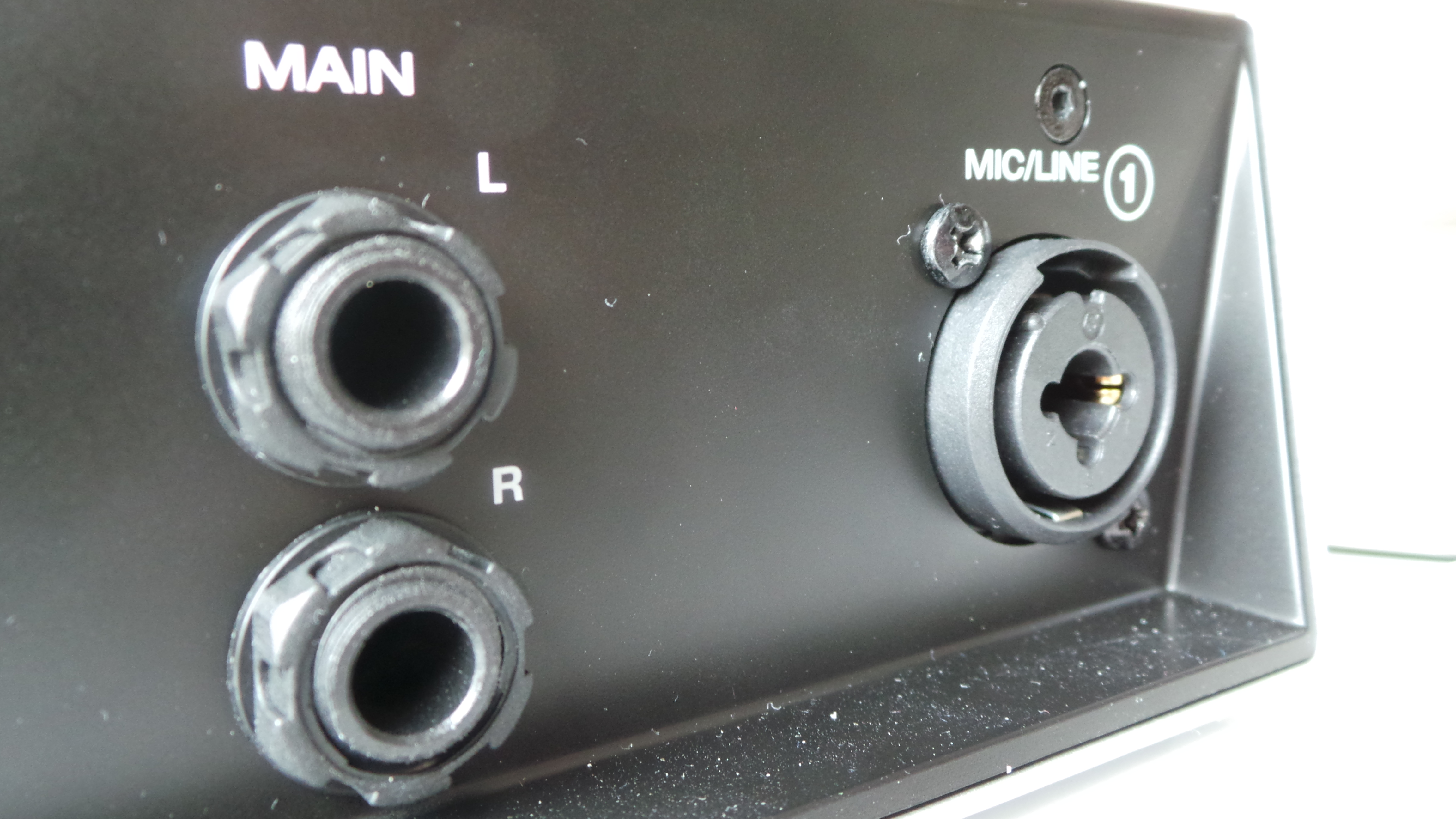 M-Audio M-Track 2x2 : M Audio M Track 2X2 7.JPG