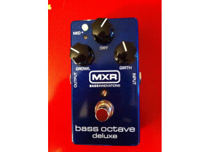 Bass octave deluxe