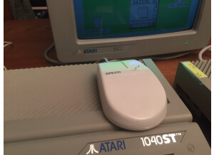 Atari 1040 STF (16744)