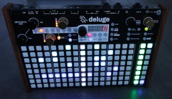 Deluge standing web Deluge standing web