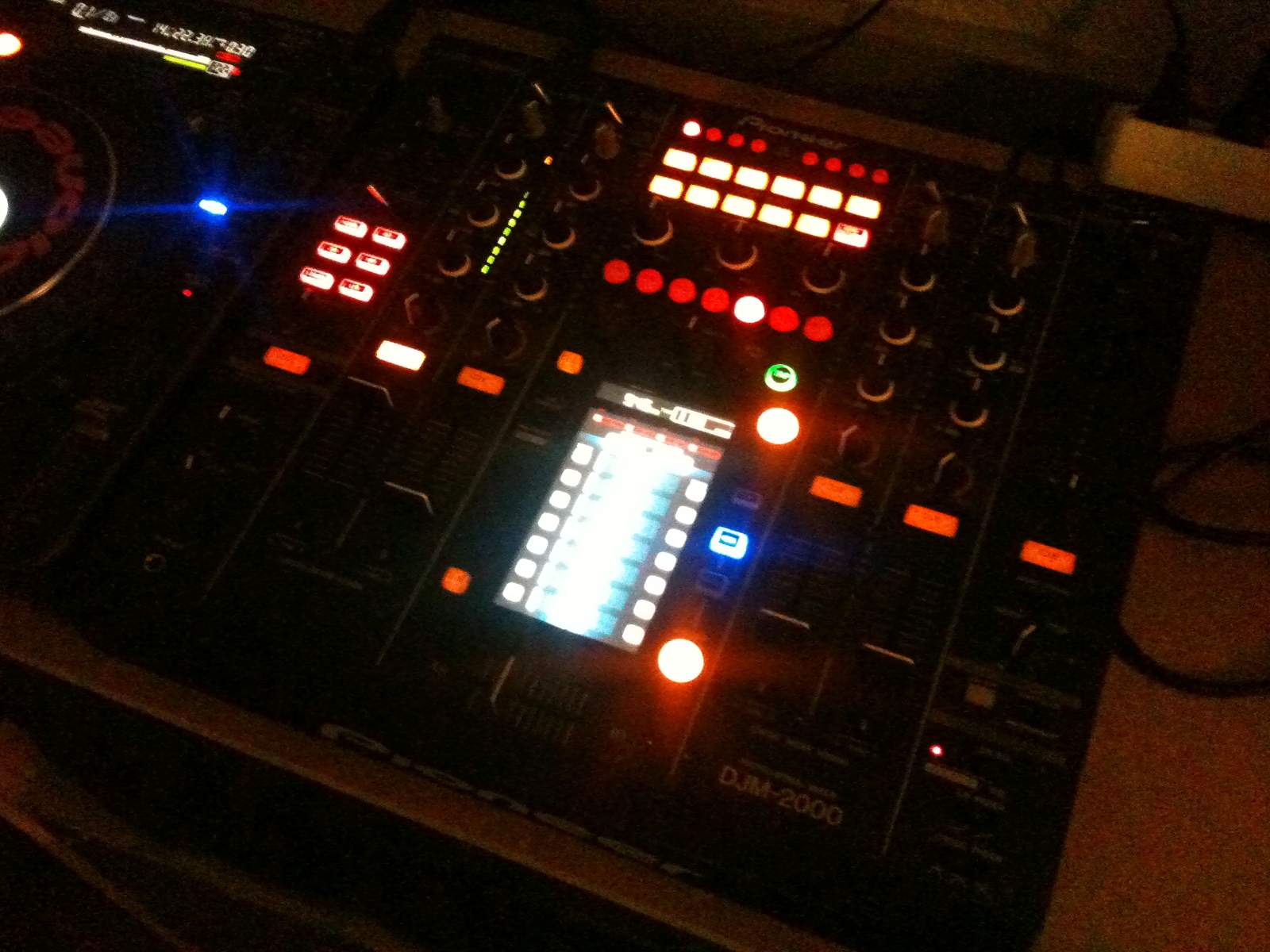 Pioneer DJM-2000
