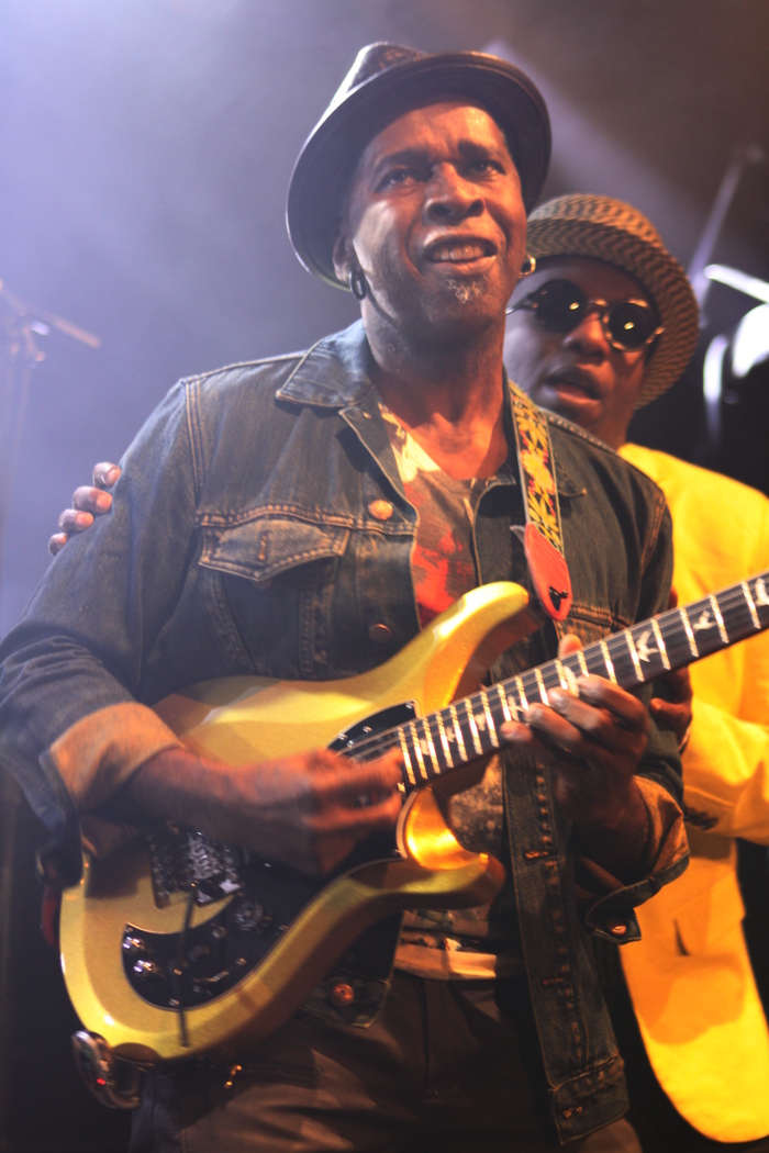 Guitares : IMG 6050.JPG