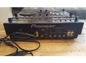 Pioneer EFX-1000 (99304)