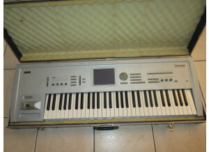 Korg Triton 61 (4619)