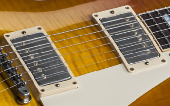Gibson Mark Knopfler 1958 Les Paul Standard : LP58MKSBNH1 ELECTRONICS PANEL 01