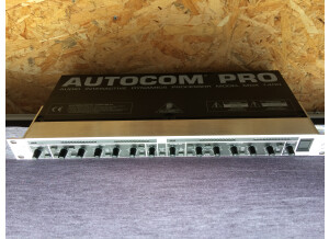 Behringer Autocom Pro MDX1400 (8282)