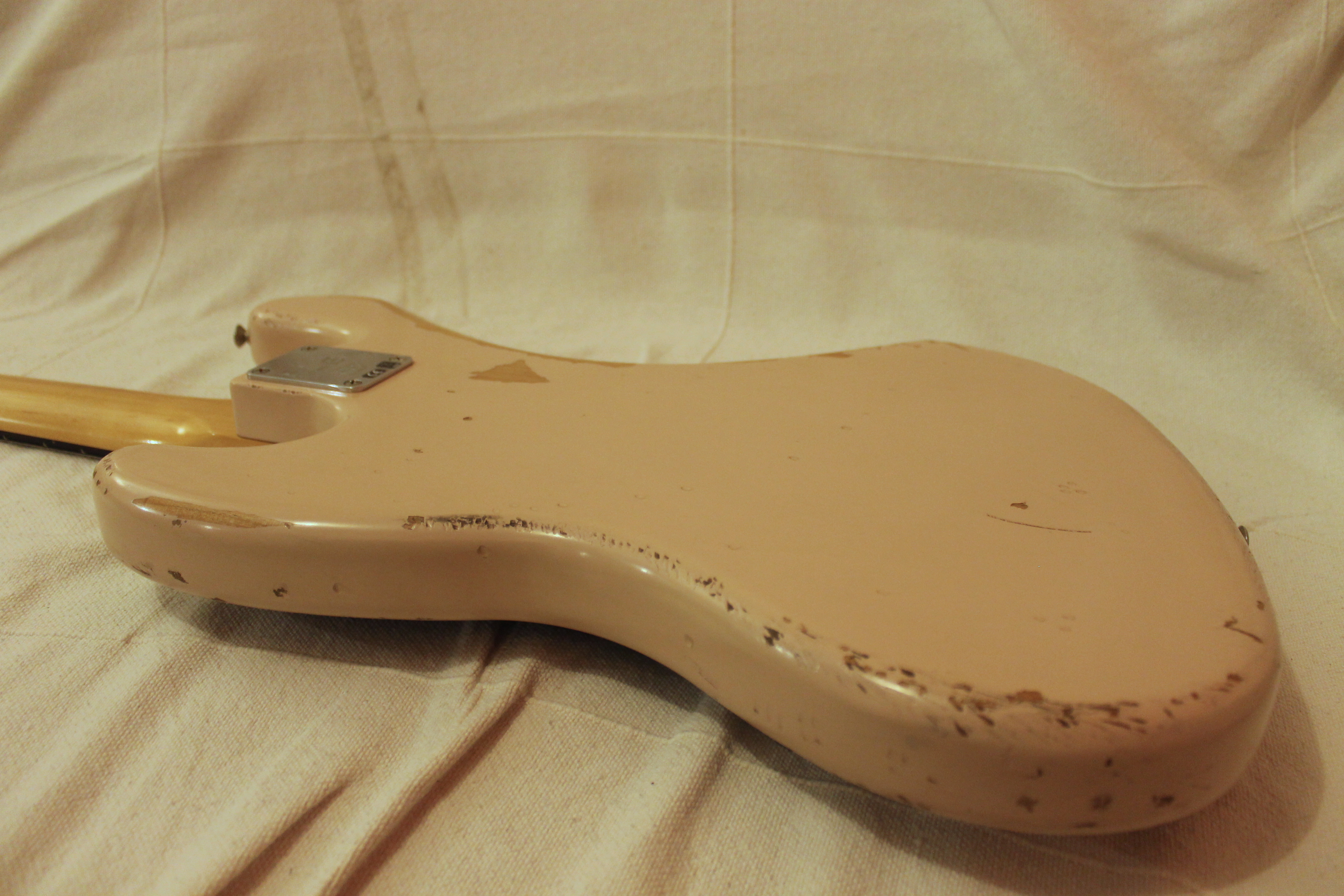 Fender Flea Jazz Bass : IMG 9942.JPG