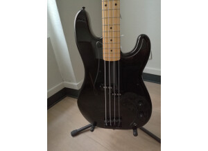 Fender Roger Waters Precision Bass (2247)