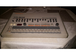 Roland TR-909 (25640)