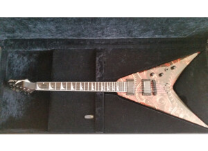 Dean Guitars Dave Mustaine Gears of War V (62943)