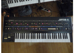 Roland Jupiter-6 (53360)