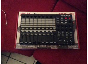 Akai APC40 mkII (1075)