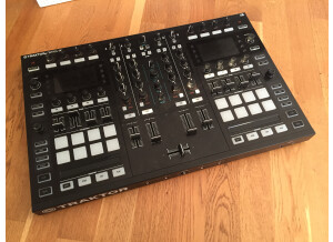Native Instruments Traktor Kontrol S8 (43918)