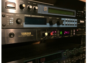 Yamaha D1500 (90238)