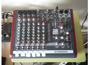 Allen & Heath ZED-10 (9689)