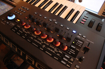 Yamaha Montage 6 : Montage 2tof 022.JPG Yamaha Montage 6 : Montage 2tof 022.JPG