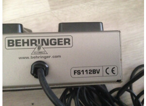 Behringer FS112V (68394)